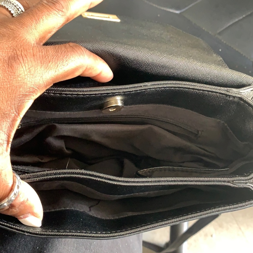 Black cross body bsg